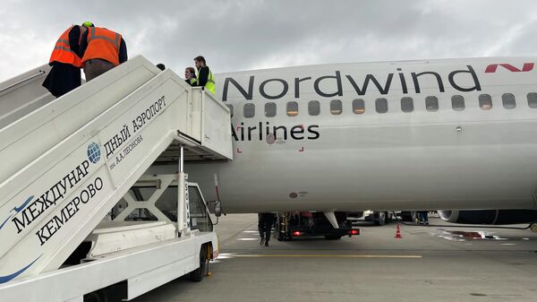 Самолет Nordwind Airlines приземлился в Международном аэропорту Кемерово имени А.А.Леонова