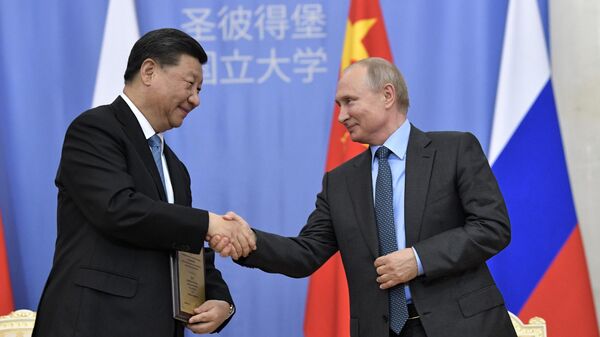 Президент России Владимир Путин и председатель Китайской Народной Республики (КНР) Си Цзиньпинь 