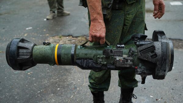 Российские военные изъяли ПТРК Javelin у жителя поселка Лоскутовка в ЛНР