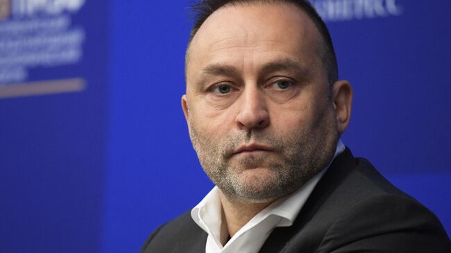 Свищев заявил, что планирует остаться в комитете Госдумы по спорту