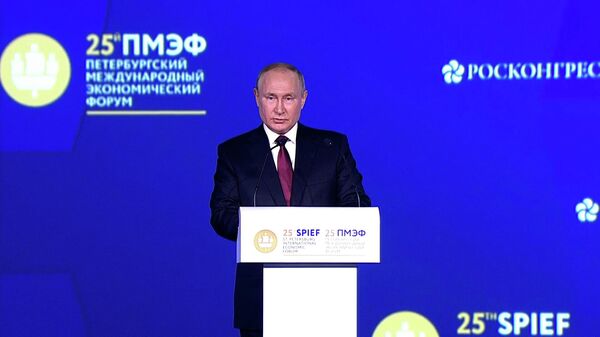 Путин: благодаря технологиям Россия обладает не имеющим аналогов гиперзвуковым оружием