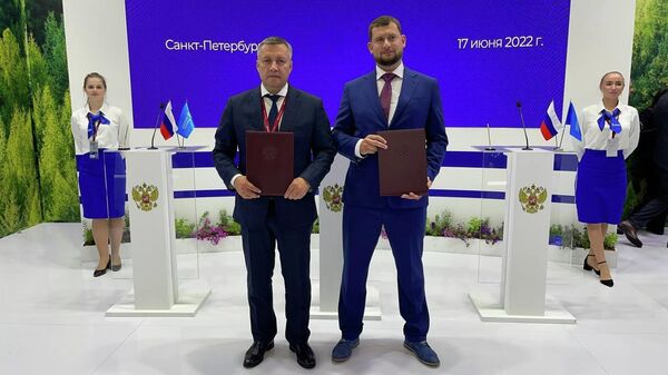 Власти Иркутской области подписали соглашение о строительстве глэмпинг-отеля на Байкале