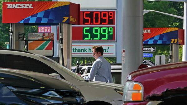 Цены на топливо на автозаправочной станции в США