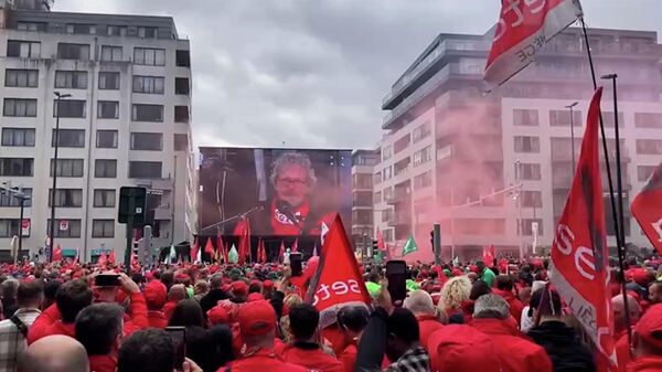 Многотысячная акция протеста профсоюзов в Брюсселе
