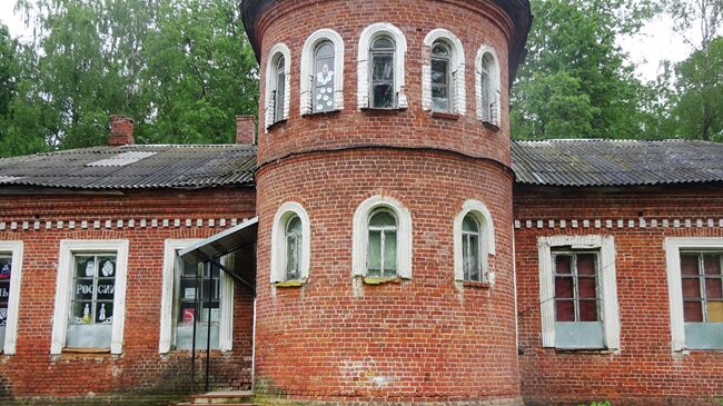 Здание приходской богадельни в Вощажниково (1897 г.). Сейчас тут дом культуры