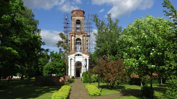 Усадьба Леонтьевых в Воронино, колокольня Троицкой церкви (1811 г.)
