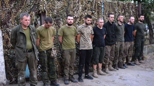 Девять украинских резервистов, сложивших оружие и сдавшихся, не оказав сопротивления, в пригороде Северодонецка