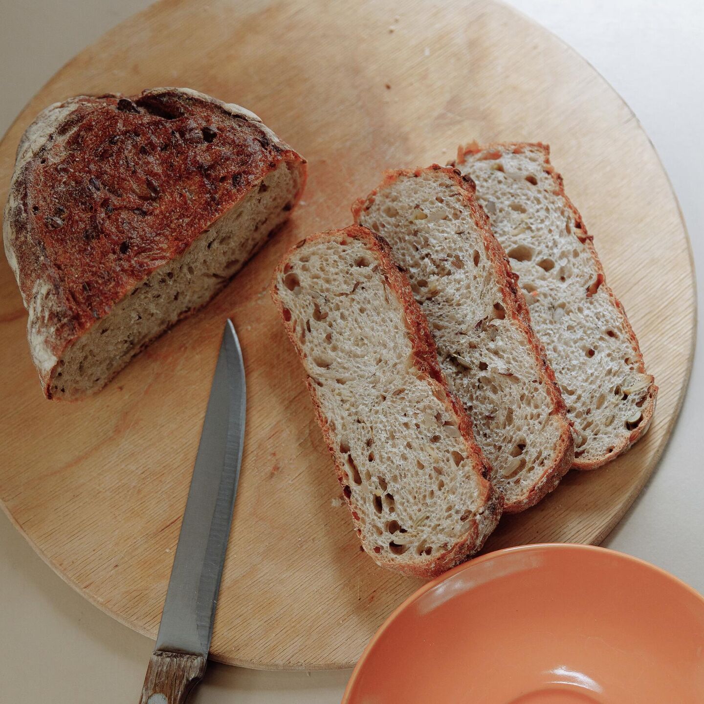 Что можно приготовить из черствого хлеба - самые простые рецепты | РБК Украина