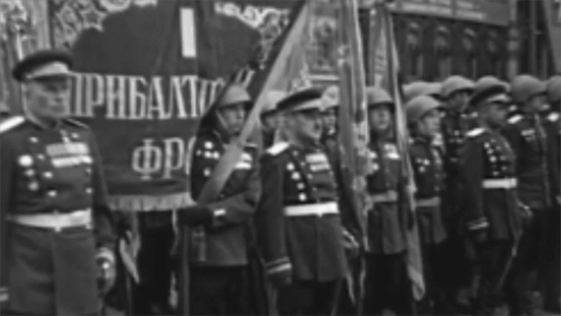 “Марш Победителей”: как проходил первый парад Победы - РИА Новости, 1920, 24.06.2022