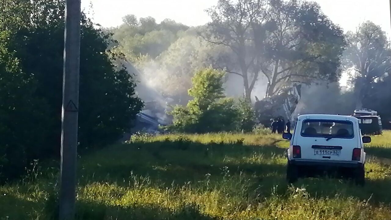 При крушении Ил-76 в Рязани погибли четыре человека - РИА Новости,  24.06.2022