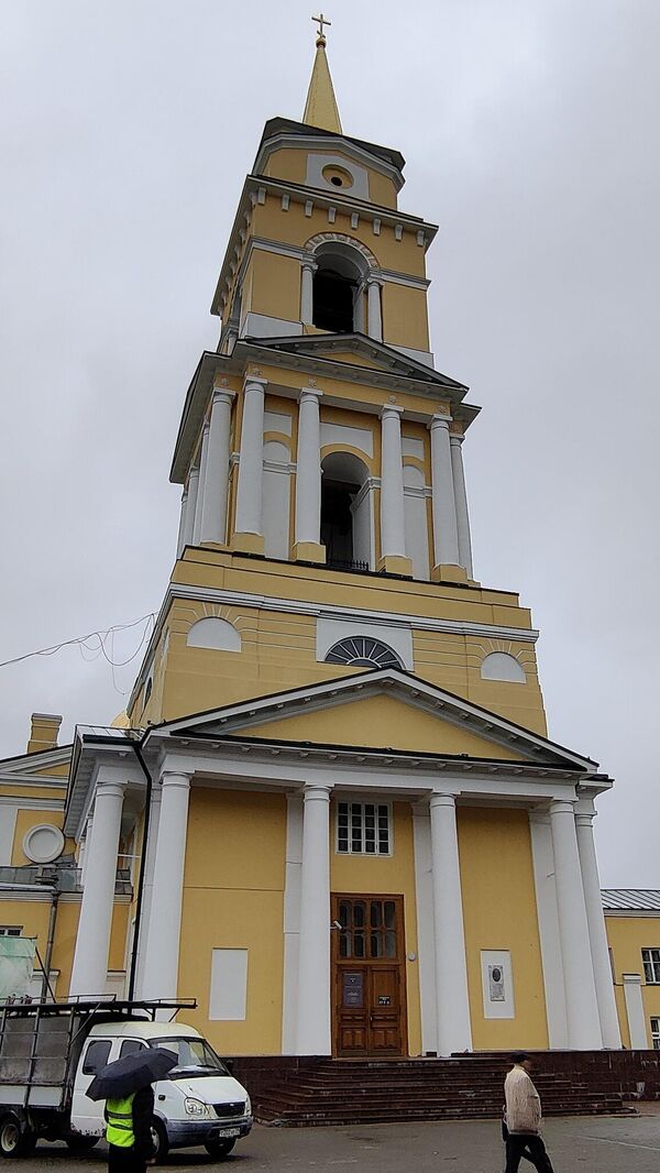Пермь. В Спасо-Преображенском соборе расположена картинная галерея Пермь. В Спасо-Преображенском соборе расположена картинная галерея