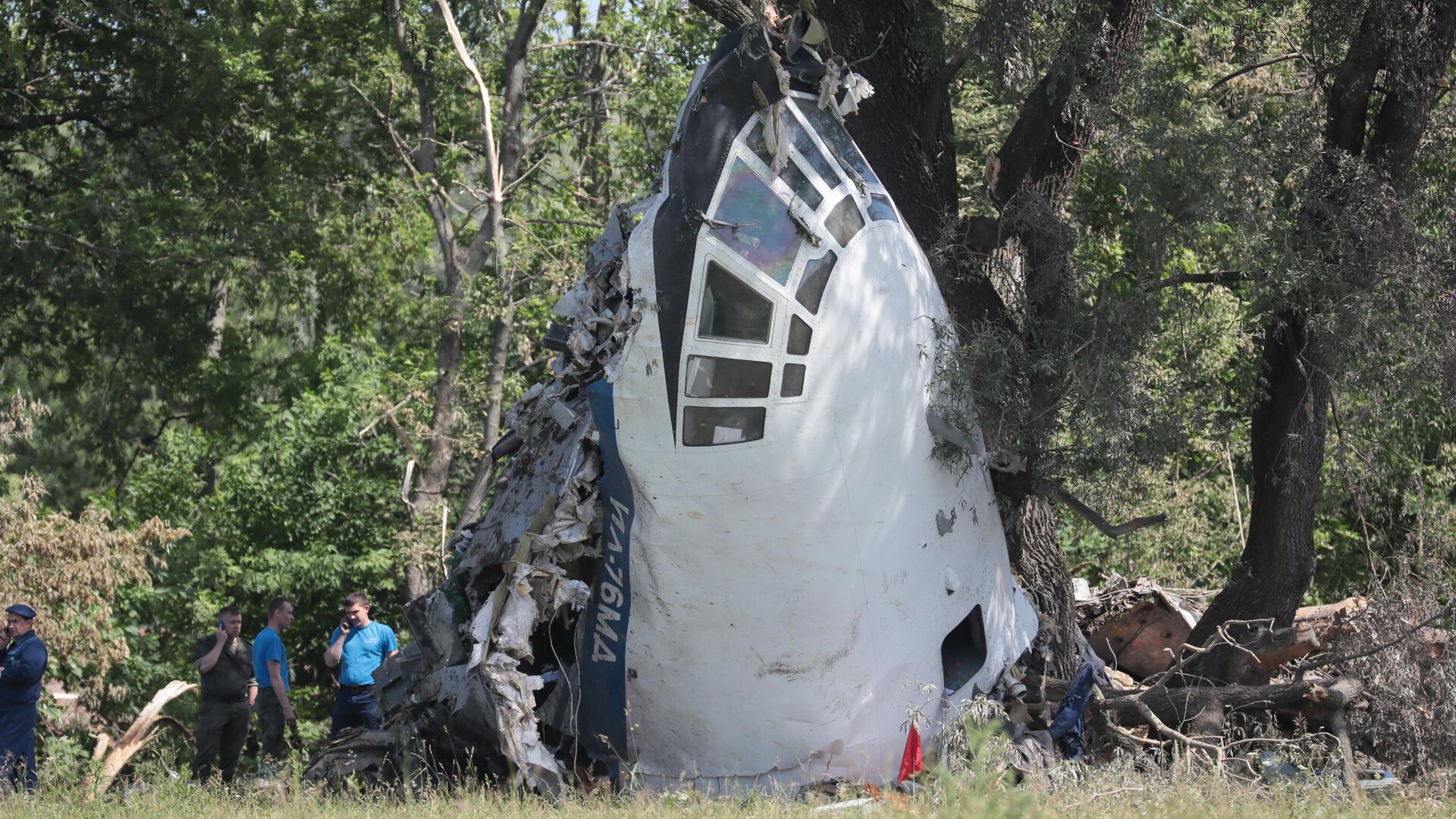 Грузовой самолет Ил-76 потерпел крушение в Рязанской области - РИА Новости, 1920, 24.06.2022