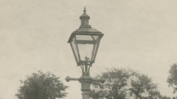 Старинный фонарь в Москве