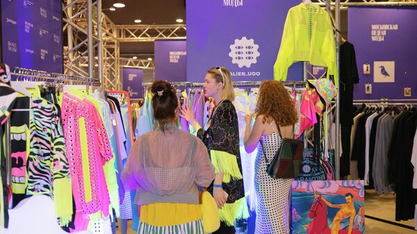 Маркет одежды от российских дизайнеров в рамках Московской недели моды