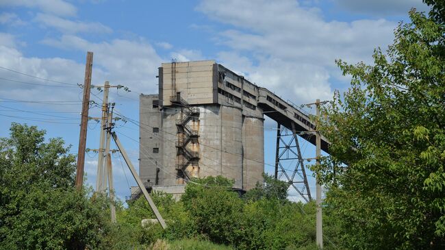 Шахта Карбонит в селе Золотое-2