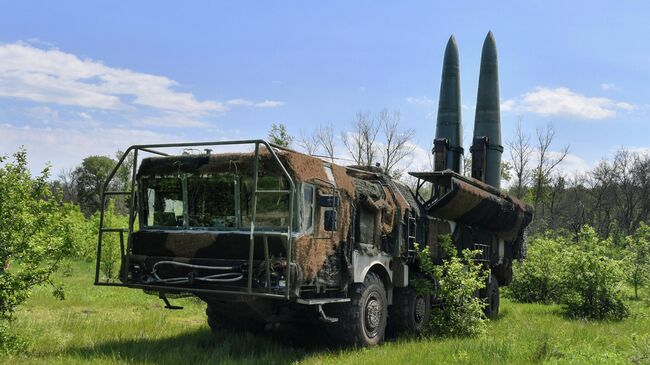 Оперативно-тактический ракетный комплекс Искандер М ВС РФ в зоне спецоперации. Архивное фото