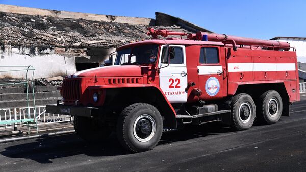 Машина противопожарной службы ЛНР в Стаханове