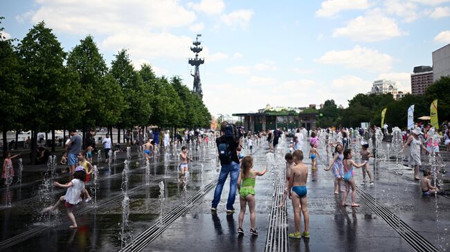 Жаркая погода в Москве 