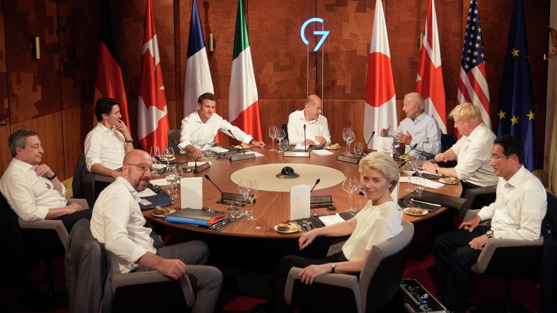 Лидеры Большой семерки на саммите G7 в Германии - РИА Новости, 1920, 29.11.2023