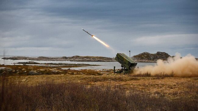 Передвижной норвежский зенитный ракетный комплекс NASAMS. Архивное фото