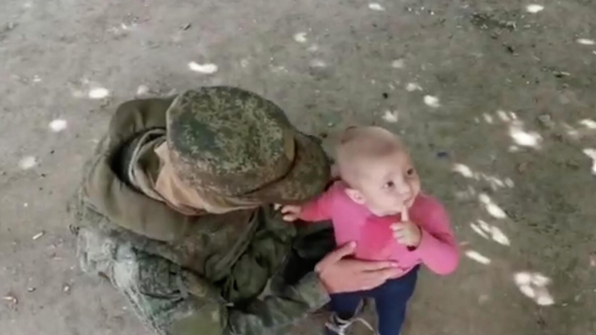 Новости 1 июля. Военный с ребенком 2022.