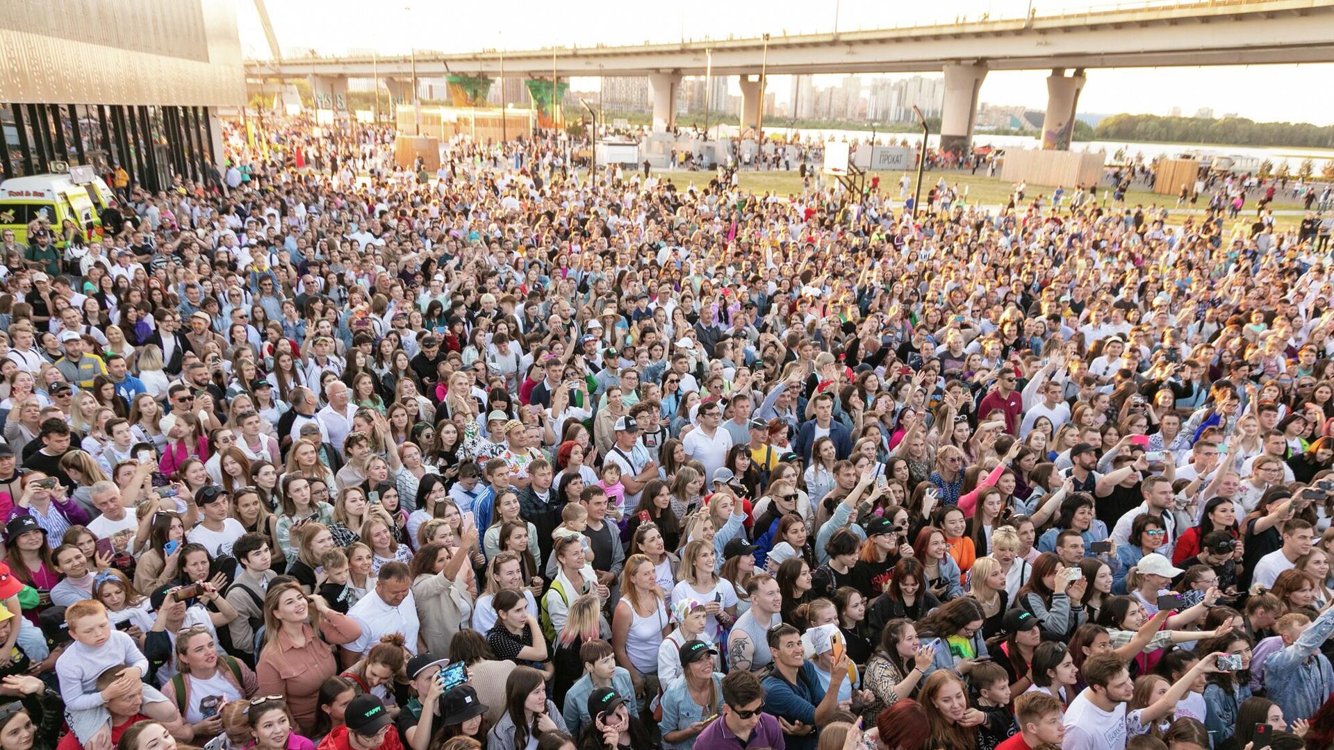 День молодежи - РИА Новости, 1920, 07.04.2023