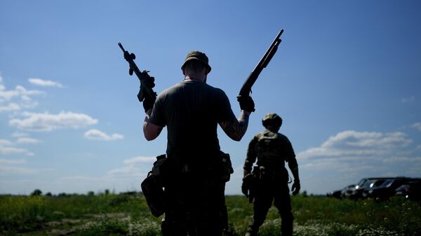 Тренировка на стрельбище на окраине Киева. Архивное фото
