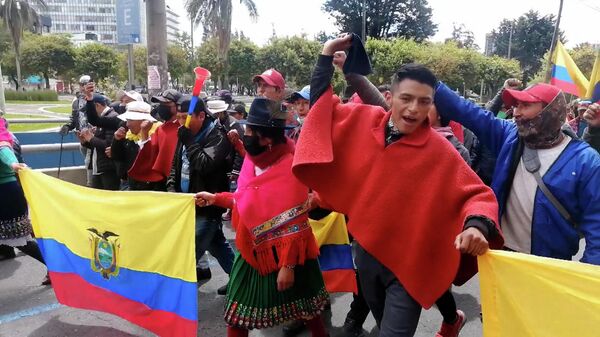 Коренные жители Эквадора требуют снижения цен на топливо