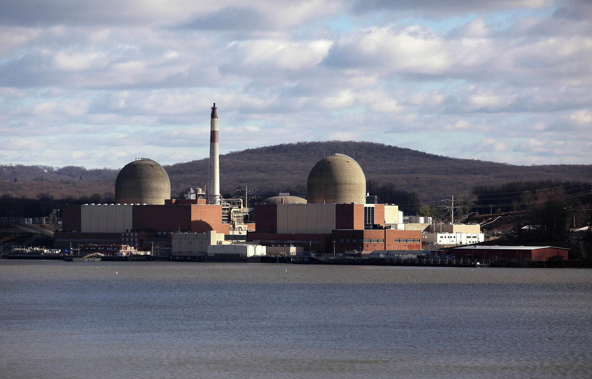 Остановленная атомная электростанция Индиан-Пойнт в округе Уэстчестер штата Нью-Йорк, США - РИА Новости, 1920, 21.05.2024