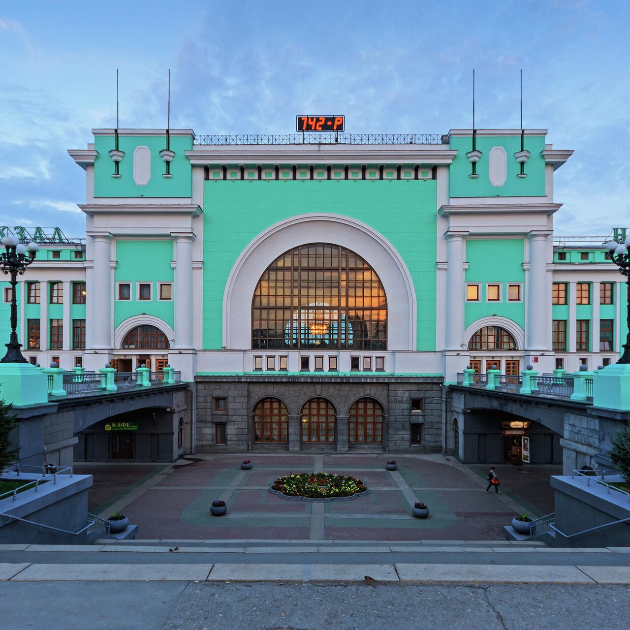 Арт-пространство Цоколь