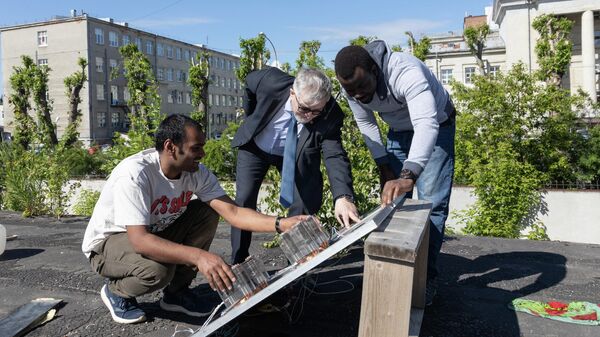 Ученые УрФУ улучшили работу солнечных батарей на жаре