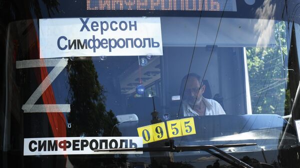 Водитель пассажирского автобуса, выполняющего рейс Симферополь – Херсон, на автостанции Западная в Симферополе