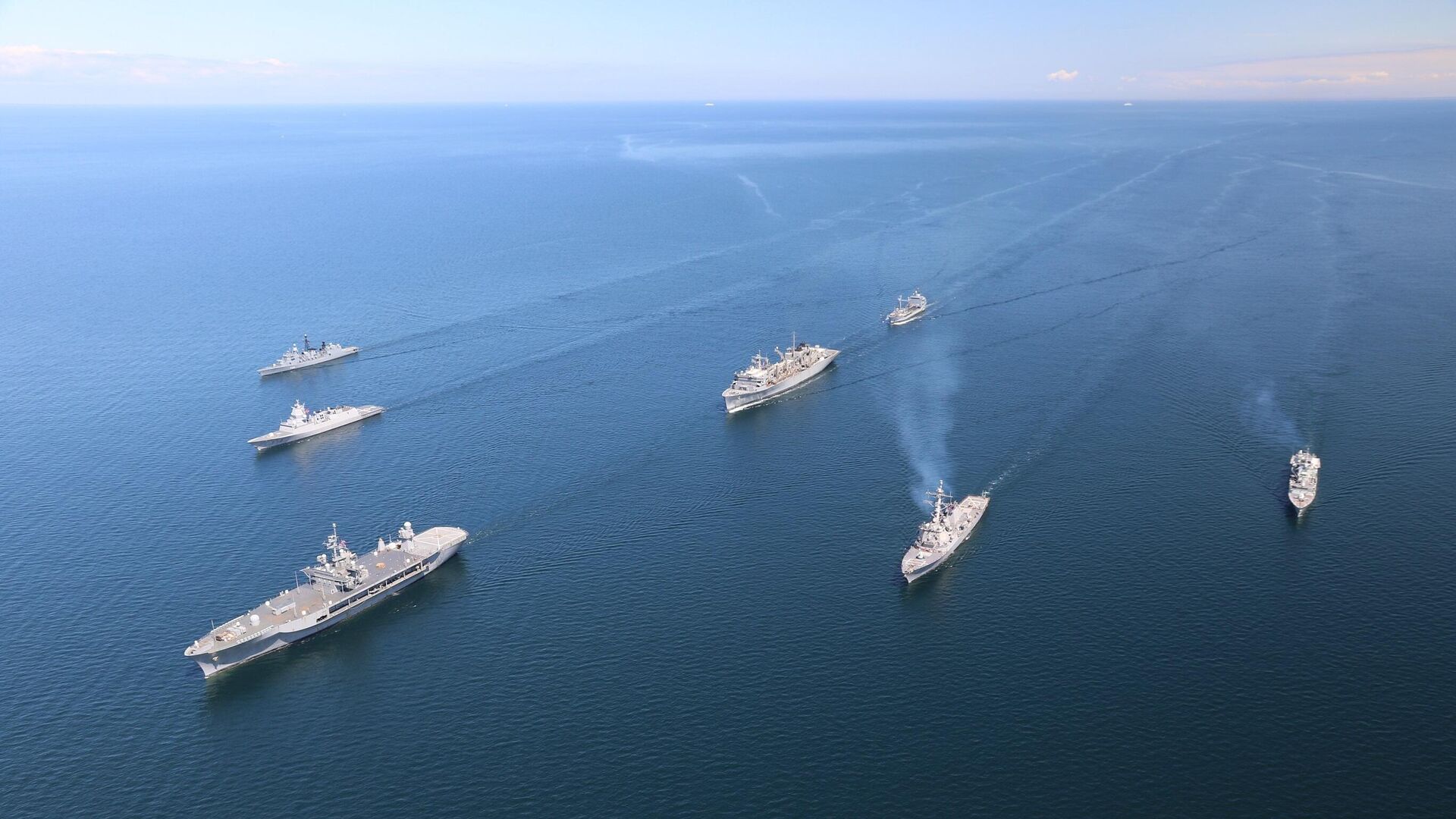Корабли НАТО во время совместных учений BALTOPS в Балтийском море - РИА Новости, 1920, 06.09.2022