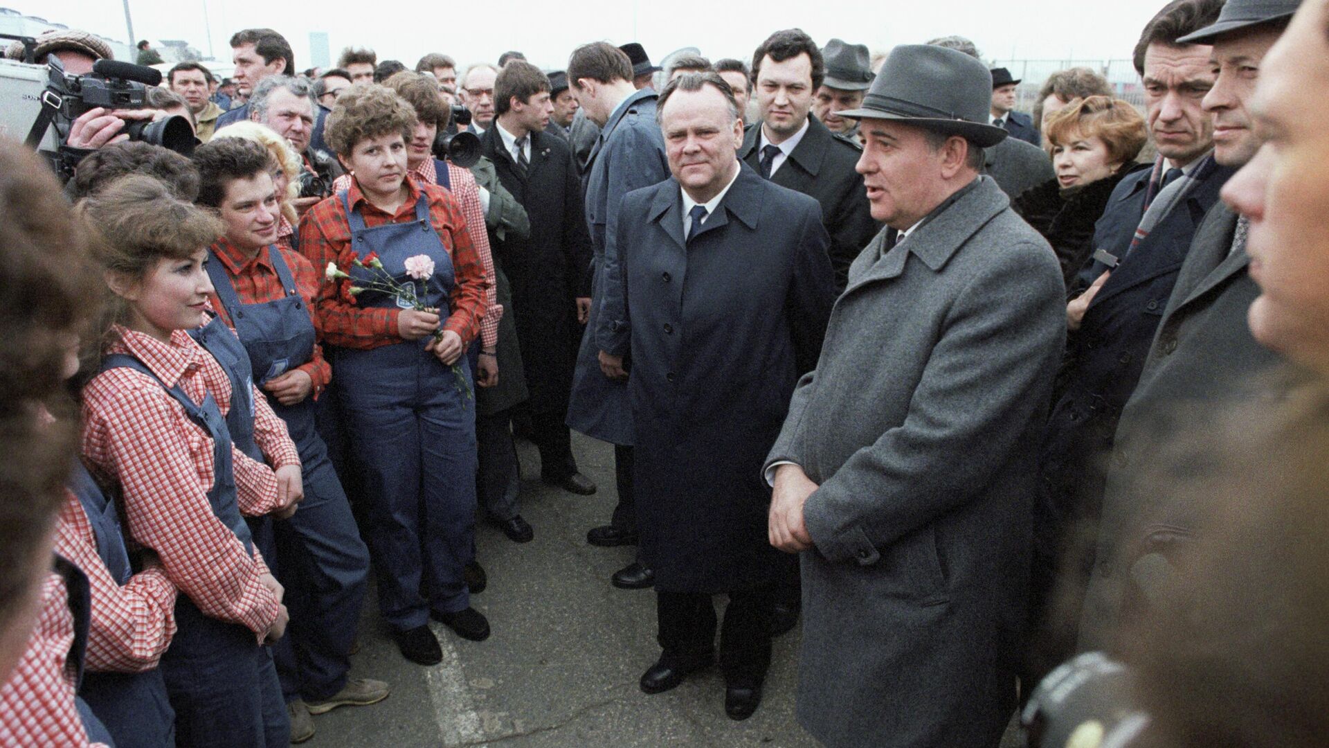 Поездка Генерального секретаря ЦК КПСС М. С. Горбачева в Куйбышевскую область - РИА Новости, 1920, 31.08.2022