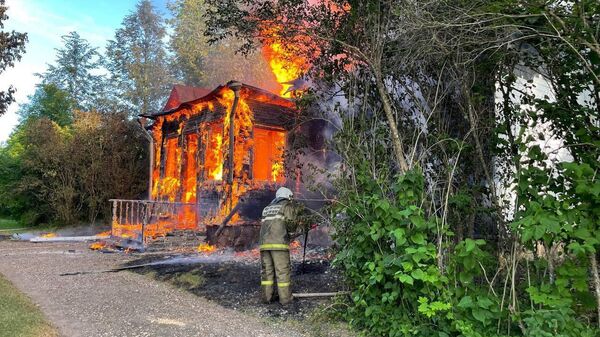 Пожар в музее-заповеднике Римского-Корсакова в Псковской области