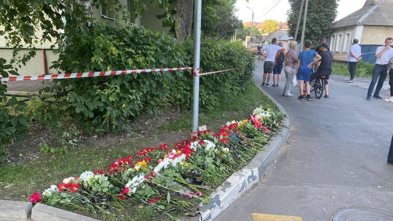 Новости 3 июль. Улица Маяковского Белгород. Белгород ул Маяковского. Обстрел Белгорода 3 июля 2022.