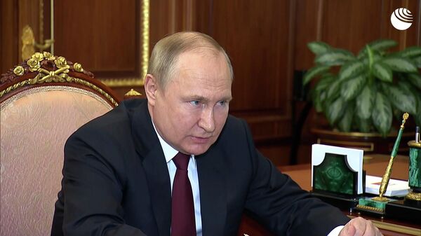 Путин предложил отдохнуть военным, участвовавшим в освобождении ЛНР