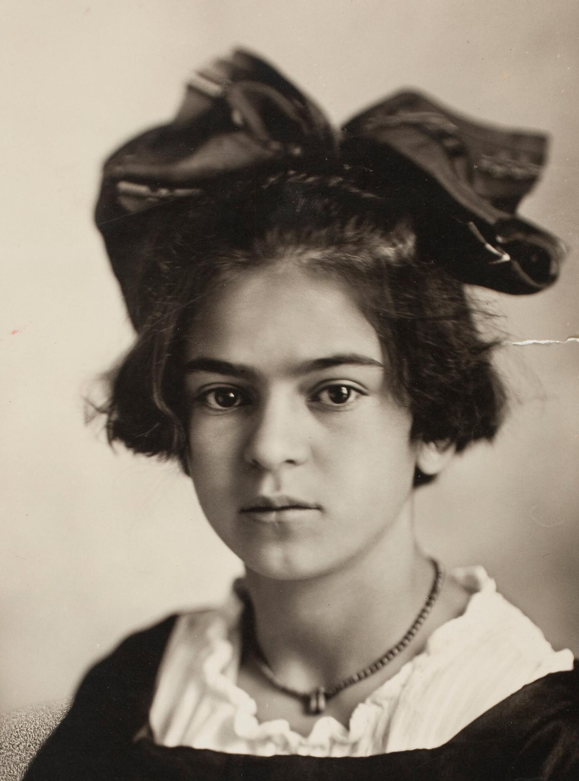 Фрида Кало в возрасте 12 лет - РИА Новости, 1920, 05.07.2022