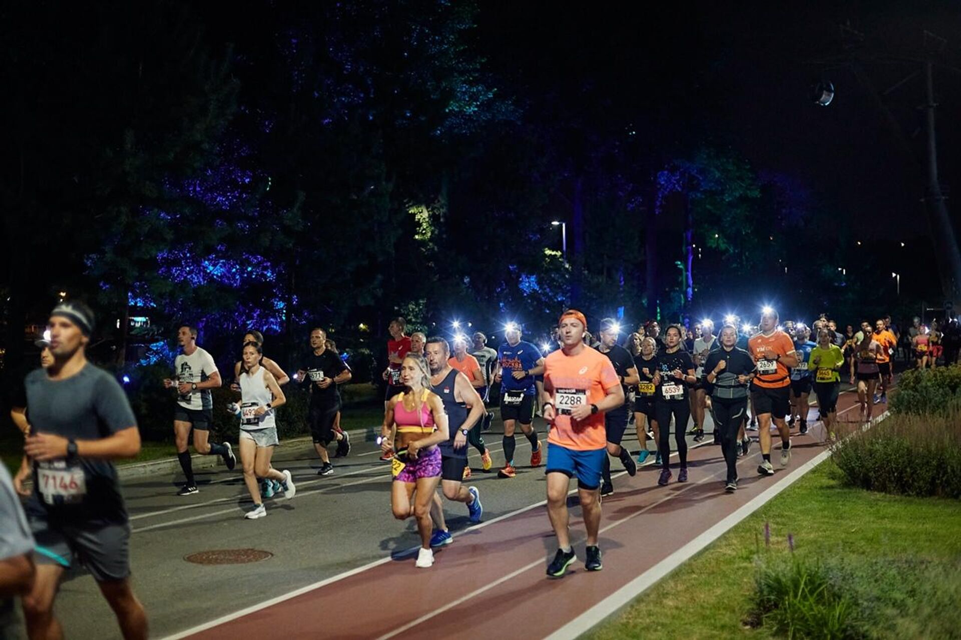 Midsummer Night Run Night Run will be held in Moscow News Unrolled