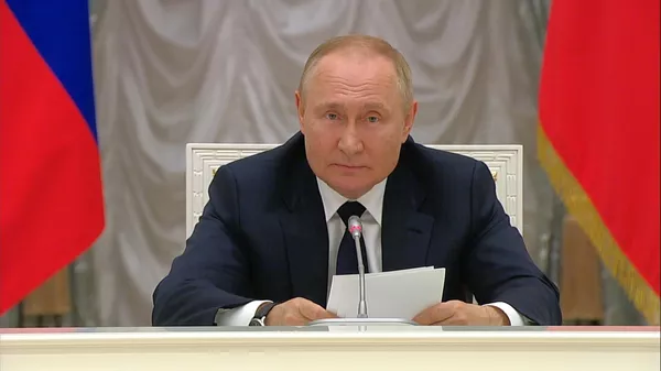 Non abbiamo ancora iniziato nulla di serio: Putin sul conflitto con l'Occidente