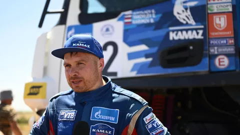 Пилот экипажа команды KAMAZ-Master Эдуард Николаев.