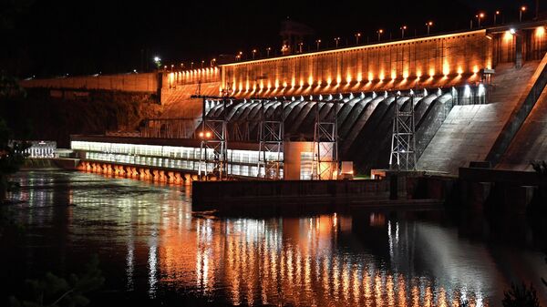 Плотина Красноярской ГЭС