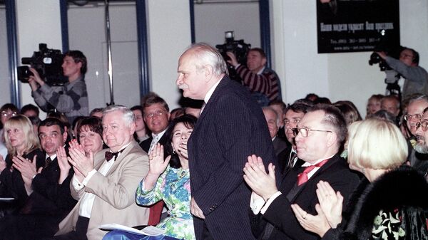 В столичном отеле “Балчуг-Кемпински” состоялось вручение Международной премии Станиславского за 2000 год