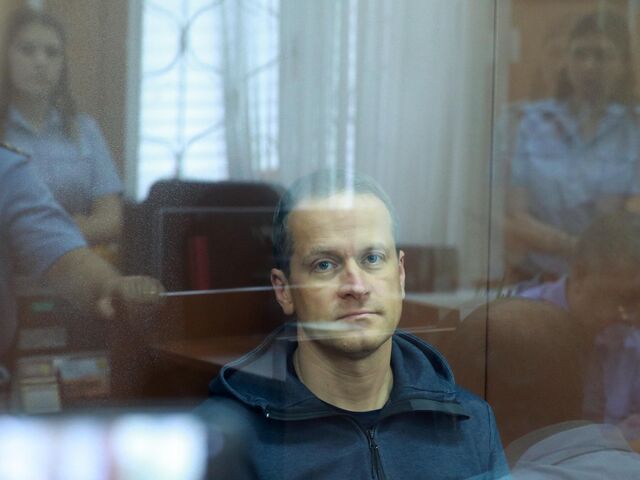 Бывший заместитель министра МЧС РФ Андрей Гурович в Басманном районном суде Москвы