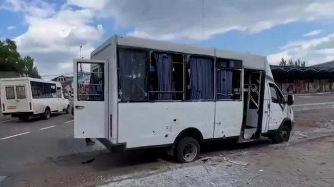 Кадры с места удара ВСУ по автостанции в Донецке