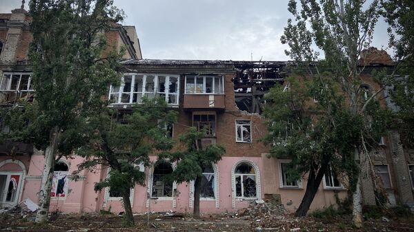 По предварительным оценкам, в Северодонецке повреждено 90 процентов жилых зданий