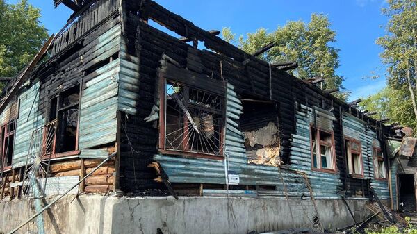 На месте пожара в городе Конаково Тверской области 