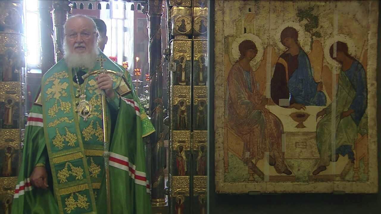 Патриарх Кирилл рядом с иконой Троица Андрея Рублева - РИА Новости, 1920, 16.05.2023