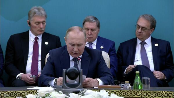 Путин заявил, что страны Запада ведут деструктивную линию в Сирии
