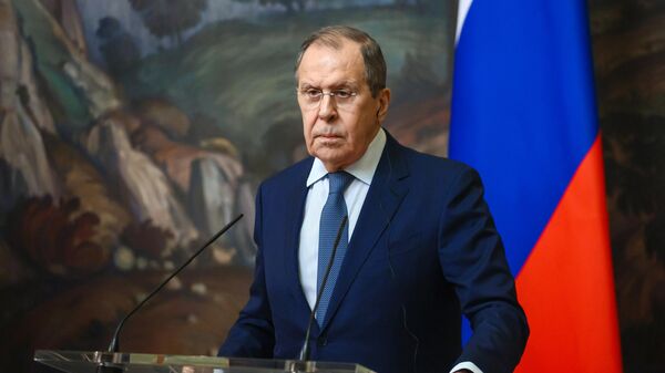 Россия и Иран продолжат сотрудничество без диктата Запада, заявил Лавров